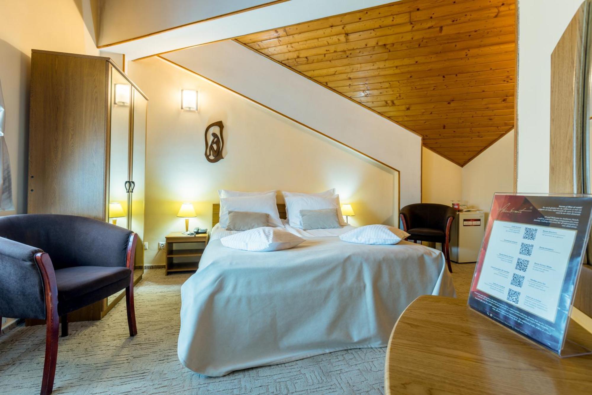 Hotel Ambient Braşov Quarto foto